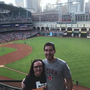 Meet your Posher, Claire